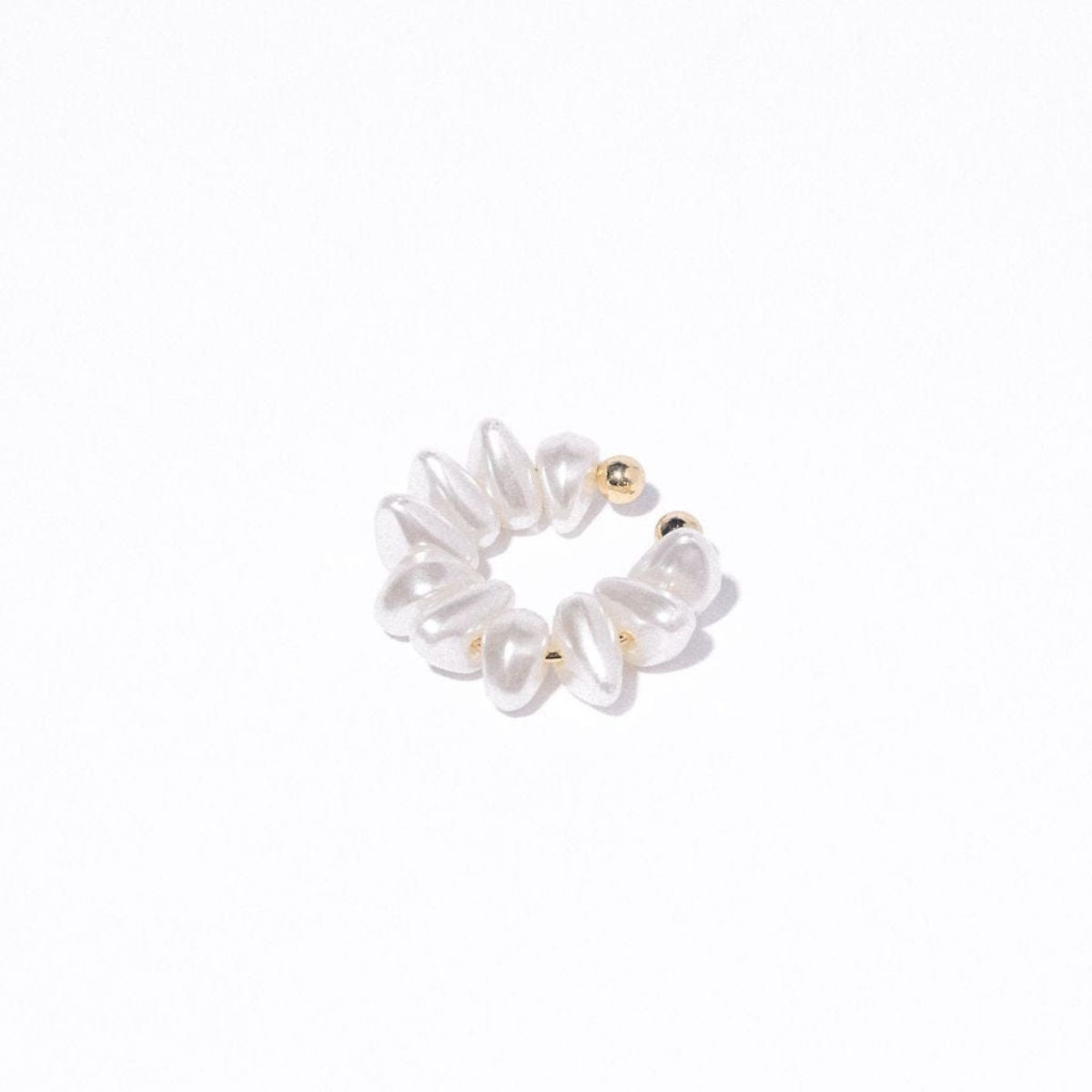 Laguna Pearl Ear Cuff