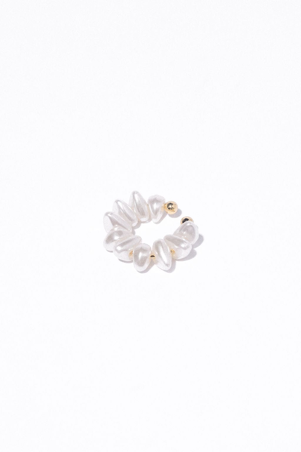 Laguna Pearl Ear Cuff